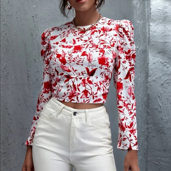 SHEIN Tops - SHEIN open back blouse